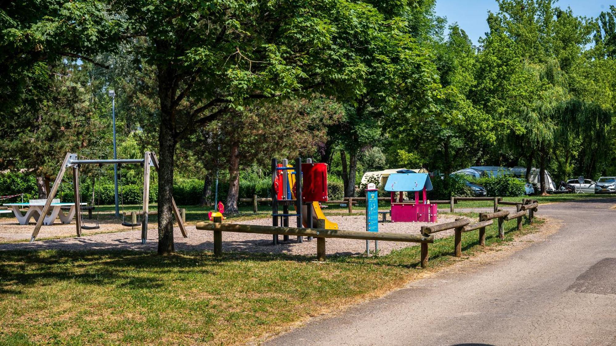 Camping Vesoul Vaivre-et-Montoille Exterior foto
